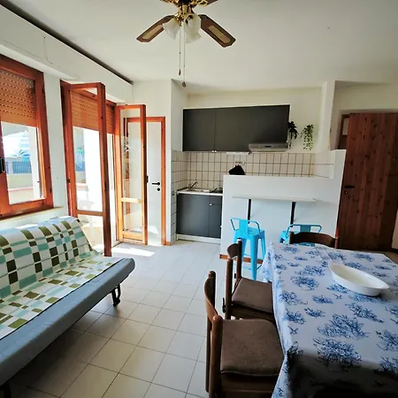 R35 - Al Centro Con Posto Auto *